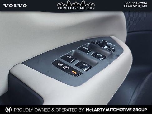 New 2026 Volvo XC90 B6 Plus w/ Protection Package Premier AWD/4WD image 13