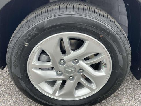 New 2026 Hyundai Venue SE image 23