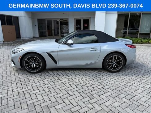 Used 2021 BMW Z4 sDrive30i w/ Executive Package RWD image 3