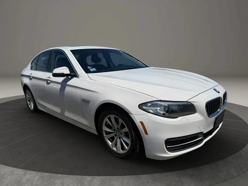 Used 2014 BMW 528i xDrive Sedan AWD/4WD image 3