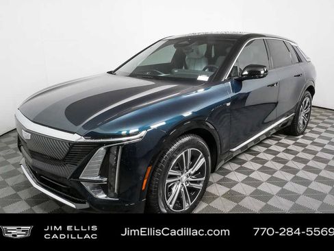 New 2026 Cadillac Lyriq Premium Luxury image 32