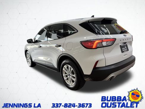 Used 2021 Ford Escape S image 3