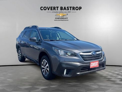 Used 2022 Subaru Outback Premium image 6