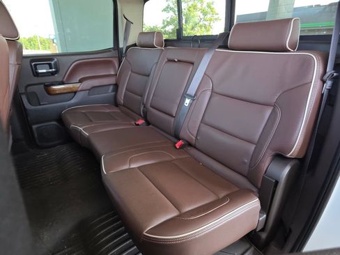 Used 2016 Chevrolet Silverado 2500 High Country w/ Duramax Plus Package AWD/4WD image 25
