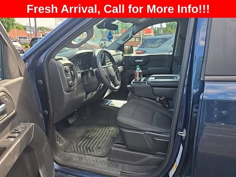Used 2021 Chevrolet Silverado 1500 Custom w/ Safety Confidence Package AWD/4WD image 7