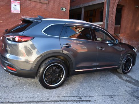 Used 2021 MAZDA CX-9 Grand Touring image 2