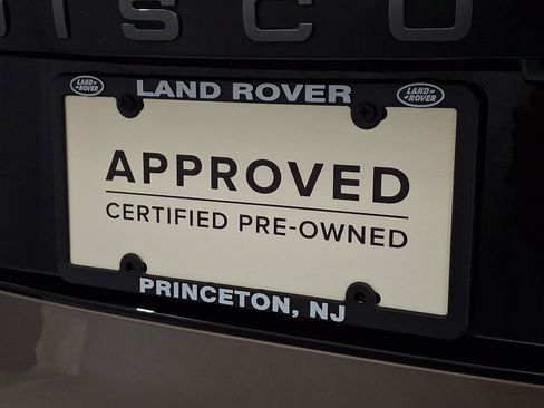 Certified 2025 Land Rover Discovery Dynamic SE AWD/4WD image 29