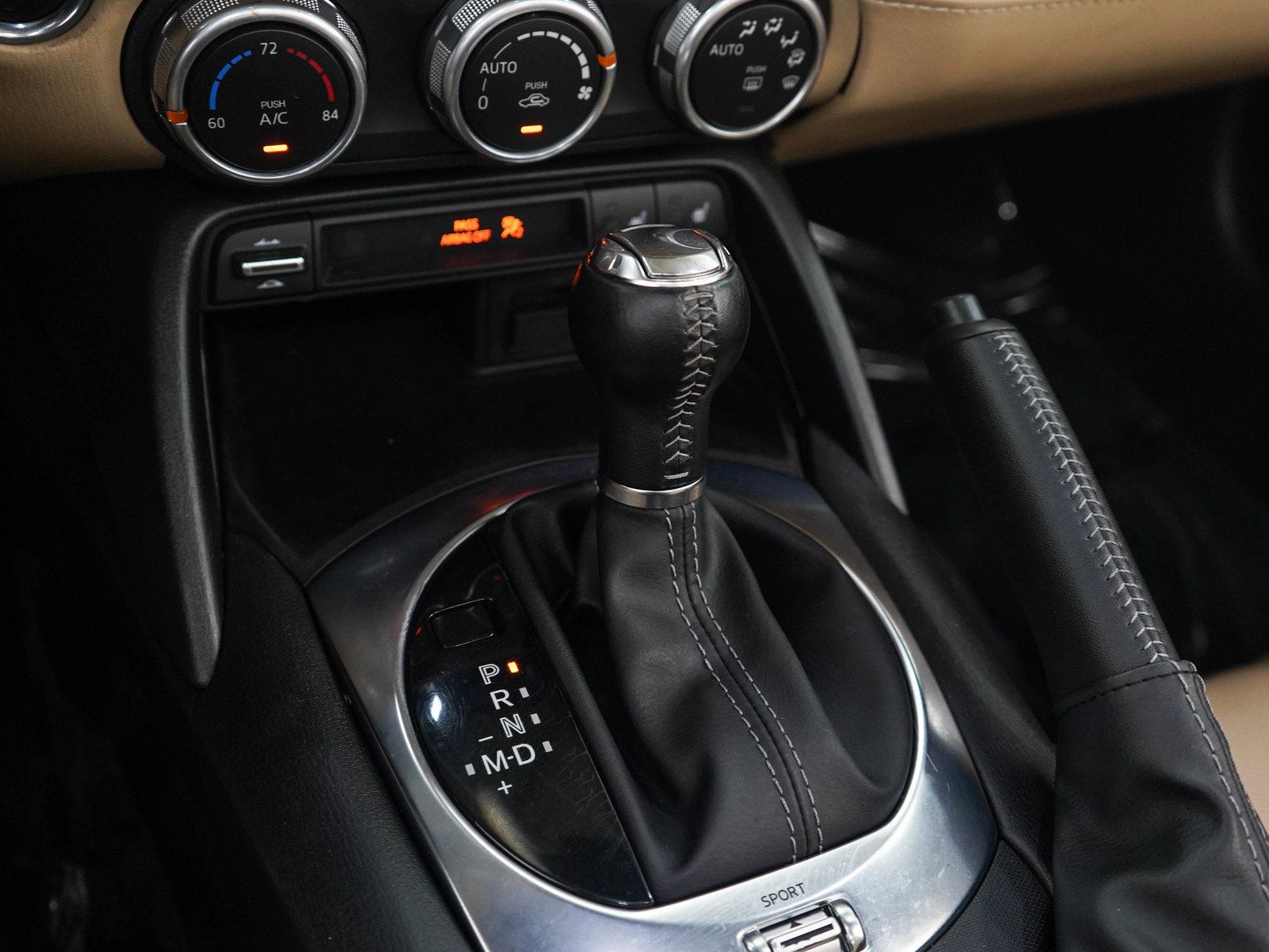 Used 2020 MAZDA MX-5 Miata RF Grand Touring RWD image 21