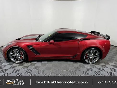 Used 2015 Chevrolet Corvette Z06 w/ 2LZ Preferred Equipment Group image 6