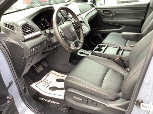 Used 2025 Honda Odyssey Sport-L image 27