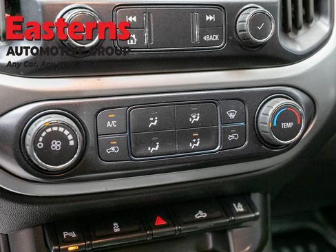 Used 2022 Chevrolet Colorado LT w/ Fleet Safety Package RWD image 18