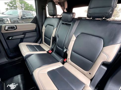 Used 2024 Ford Bronco Wildtrak AWD/4WD image 19