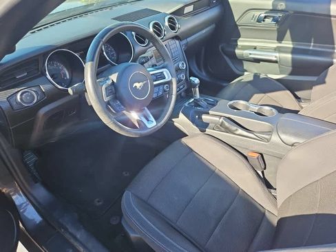 Used 2016 Ford Mustang Convertible RWD image 14