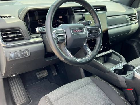 Used 2026 GMC Terrain Elevation AWD/4WD image 16