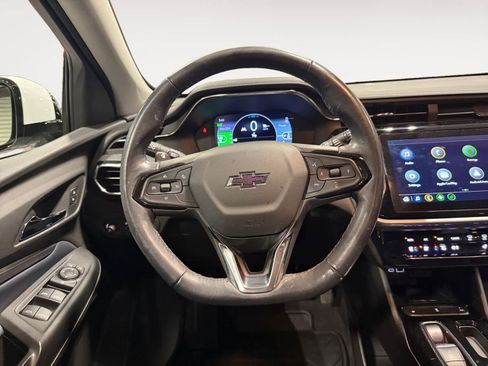 Used 2023 Chevrolet Bolt EUV LT w/ Convenience Package image 13