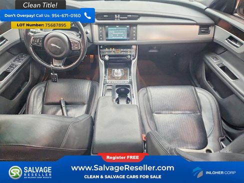 Used 2016 Jaguar XF Prestige image 11
