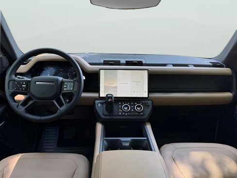 New 2026 Land Rover Defender 130 X-Dynamic SE AWD/4WD image 9