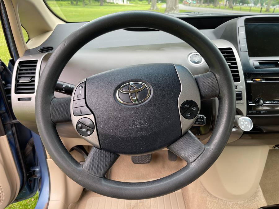 Used 2005 Toyota Prius w/ Pkg 3 FWD image 16