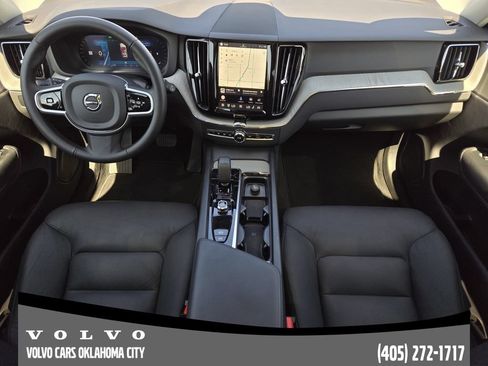 Certified 2025 Volvo XC60 B5 Plus AWD/4WD image 20