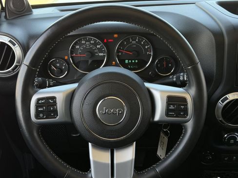 Used 2013 Jeep Wrangler Unlimited Sport AWD/4WD image 13