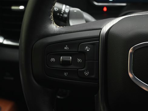 Used 2025 GMC Sierra 1500 Denali Ultimate image 30