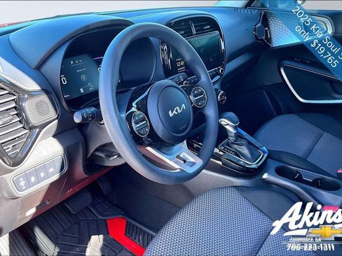 Used 2025 Kia Soul S image 13