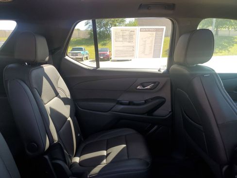 Certified 2023 Chevrolet Traverse High Country image 34