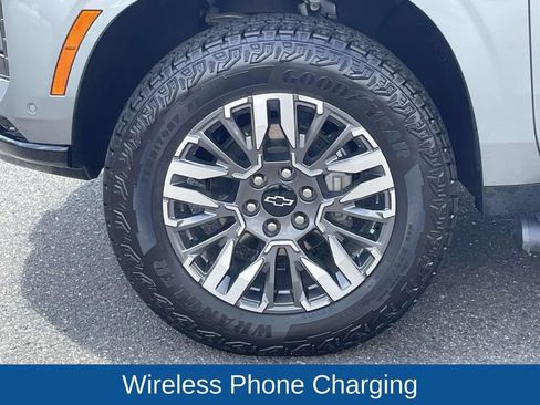 Used 2025 Chevrolet Tahoe Z71 AWD/4WD image 11