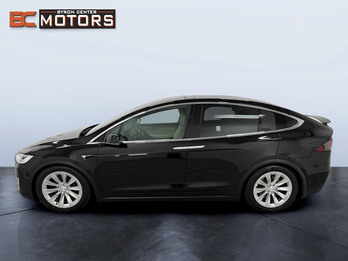 Used 2020 Tesla Model X Long Range AWD/4WD image 4