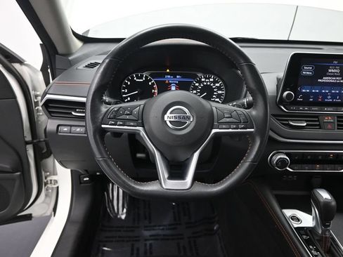 Used 2022 Nissan Altima 2.5 SR w/ Midnight Edition Package AWD/4WD image 35