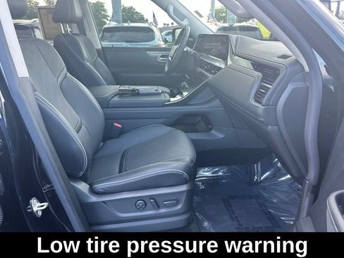 Used 2025 INFINITI QX80 Luxe RWD image 24
