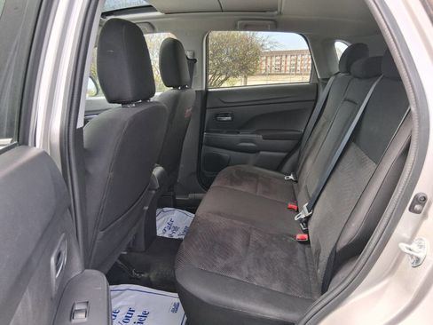 Used 2013 Mitsubishi Outlander Sport SE image 16