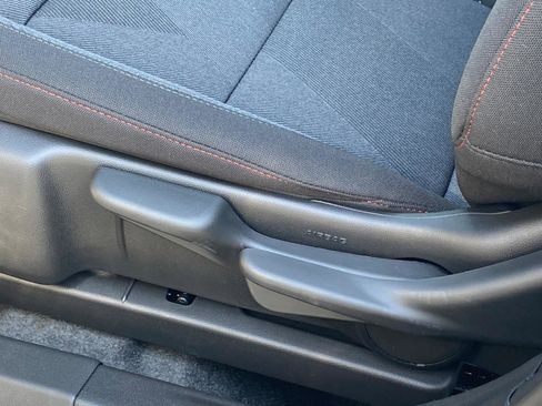 New 2026 Chevrolet Trax RS w/ Sunroof Package FWD image 14