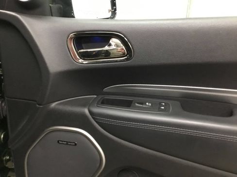 Used 2020 Dodge Durango R/T w/ Technology Group AWD/4WD image 22