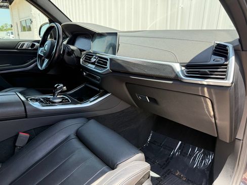 Used 2022 BMW X5 M50i w/ Premium Package AWD/4WD image 7