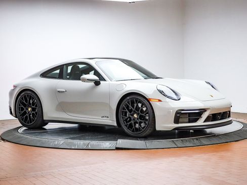 Used 2024 Porsche 911 Carrera GTS image 15