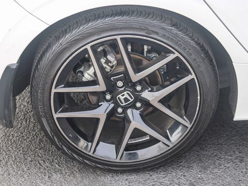 Used 2022 Honda Civic Sport Touring image 12