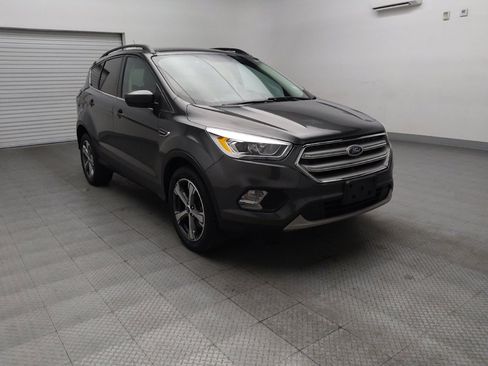 Used 2017 Ford Escape SE w/ Equipment Group 201A AWD/4WD image 13