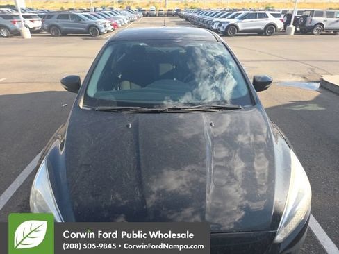 Used 2015 Ford Focus SE FWD image 13