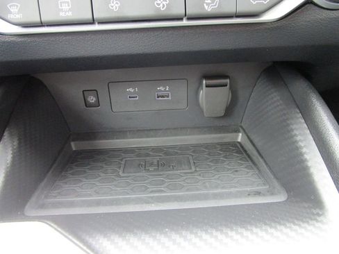 Used 2025 Nissan Altima 2.5 SV w/ SV Special Edition Package image 34