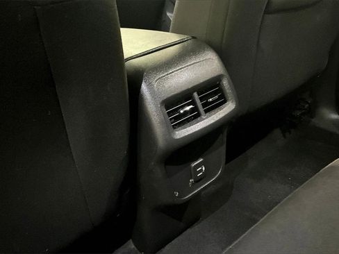 Used 2022 Chevrolet Equinox LT image 10