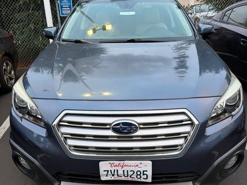 Used 2017 Subaru Outback 2.5i Limited AWD/4WD image 1