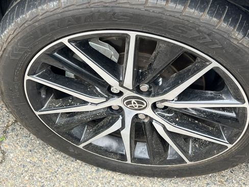 Used 2023 Toyota Camry SE FWD image 10