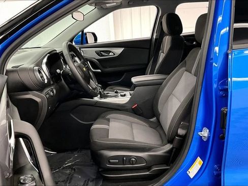 Used 2025 Chevrolet Blazer LT image 21