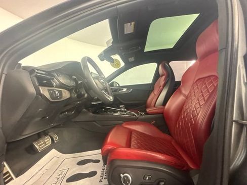 Used 2021 Audi S4 Premium Plus w/ Premium Plus Package AWD/4WD image 2