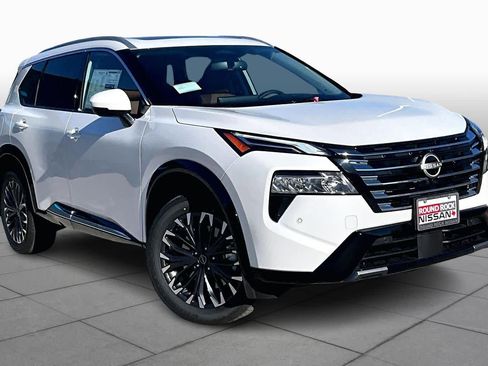 New 2026 Nissan Rogue Platinum image 2