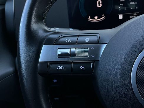 Used 2025 Hyundai Kona SEL image 35