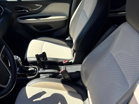 Used 2019 Buick Encore Preferred FWD image 10