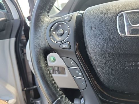 Used 2016 Honda Pilot Touring image 20