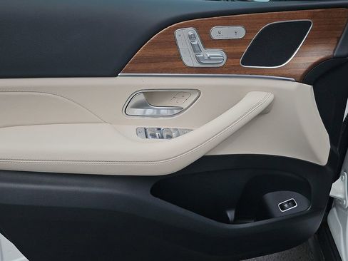 New 2026 Mercedes-Benz GLE 350 4MATIC image 19